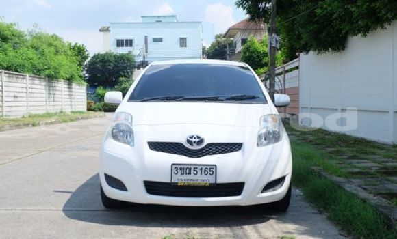 ซื้อ รถมือสอง Toyota Yaris ขาว รถยนต์ ใน %{เมือง} ใน กรุงเทพมหานคร ซื้อ รถมือสอง Toyota Yaris ขาว รถยนต์ ใน %{เมือง} ใน กรุงเทพมหานคร