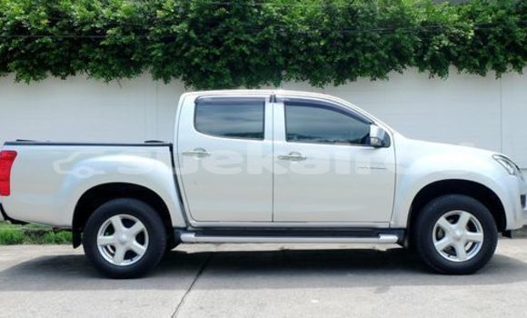ซื้อ รถมือสอง Isuzu D-Max เงิน รถยนต์ ใน %{เมือง} ใน กรุงเทพมหานคร ซื้อ รถมือสอง Isuzu D-Max เงิน รถยนต์ ใน %{เมือง} ใน กรุงเทพมหานคร