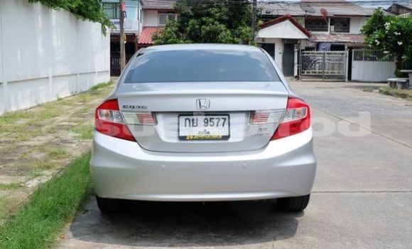 ซื้อ รถมือสอง Honda Civic เงิน รถยนต์ ใน %{เมือง} ใน กรุงเทพมหานคร ซื้อ รถมือสอง Honda Civic เงิน รถยนต์ ใน %{เมือง} ใน กรุงเทพมหานคร