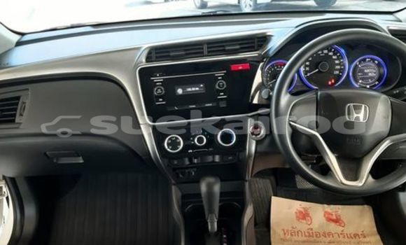 ซื้อ รถมือสอง Honda City ขาว รถยนต์ ใน %{เมือง} ใน กรุงเทพมหานคร ซื้อ รถมือสอง Honda City ขาว รถยนต์ ใน %{เมือง} ใน กรุงเทพมหานคร