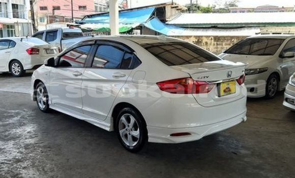 ซื้อ รถมือสอง Honda City ขาว รถยนต์ ใน %{เมือง} ใน กรุงเทพมหานคร ซื้อ รถมือสอง Honda City ขาว รถยนต์ ใน %{เมือง} ใน กรุงเทพมหานคร