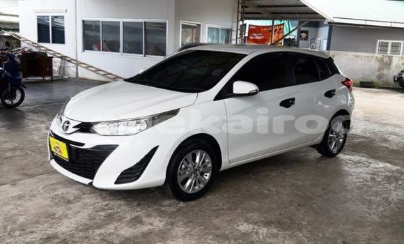 ซื้อ รถมือสอง Toyota Yaris ขาว รถยนต์ ใน %{เมือง} ใน กรุงเทพมหานคร ซื้อ รถมือสอง Toyota Yaris ขาว รถยนต์ ใน %{เมือง} ใน กรุงเทพมหานคร