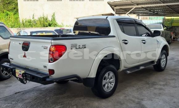 ซื้อ รถมือสอง Mitsubishi Triton ขาว รถยนต์ ใน %{เมือง} ใน กรุงเทพมหานคร ซื้อ รถมือสอง Mitsubishi Triton ขาว รถยนต์ ใน %{เมือง} ใน กรุงเทพมหานคร