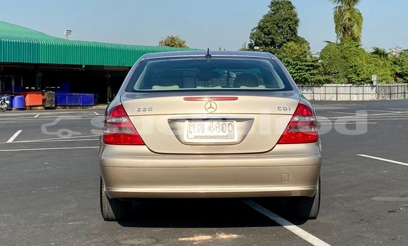 Buy Used Mercedes‒Benz E–Class Brown Car in Bangkok in Bangkok Buy Used Mercedes‒Benz E–Class Brown Car in Bangkok in Bangkok