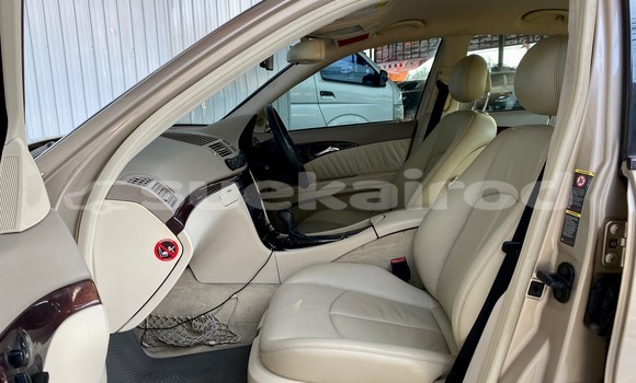 Buy Used Mercedes‒Benz E–Class Brown Car in Bangkok in Bangkok Buy Used Mercedes‒Benz E–Class Brown Car in Bangkok in Bangkok