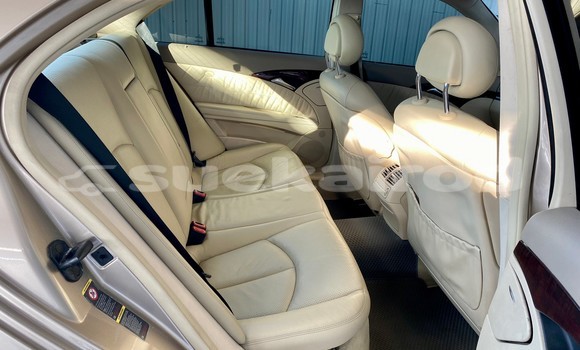 Buy Used Mercedes‒Benz E–Class Brown Car in Bangkok in Bangkok Buy Used Mercedes‒Benz E–Class Brown Car in Bangkok in Bangkok