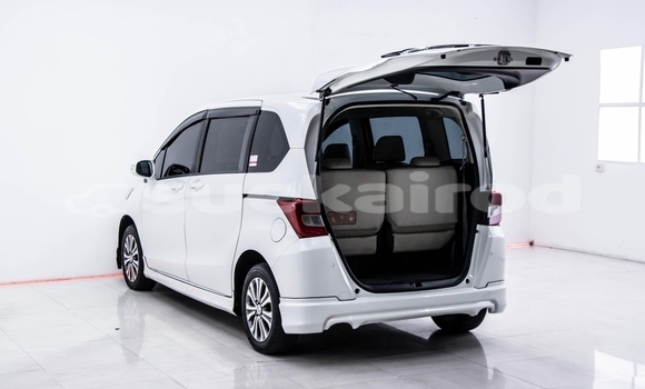 ซื้อ รถมือสอง Honda Freed ขาว รถยนต์ ใน %{เมือง} ใน กรุงเทพมหานคร ซื้อ รถมือสอง Honda Freed ขาว รถยนต์ ใน %{เมือง} ใน กรุงเทพมหานคร