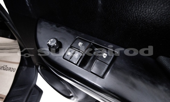 Buy Used Toyota Hiluxe Revo White Car in Bangkok in Bangkok Buy Used Toyota Hiluxe Revo White Car in Bangkok in Bangkok