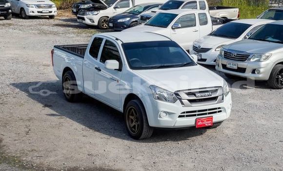 ซื้อ รถมือสอง Isuzu D-Max ขาว รถยนต์ ใน %{เมือง} ใน กรุงเทพมหานคร ซื้อ รถมือสอง Isuzu D-Max ขาว รถยนต์ ใน %{เมือง} ใน กรุงเทพมหานคร