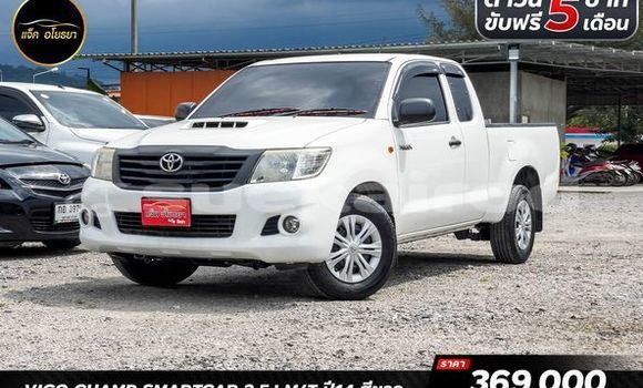 Buy Used Toyota Hiluxe VIGO White Car in Bangkok in Bangkok