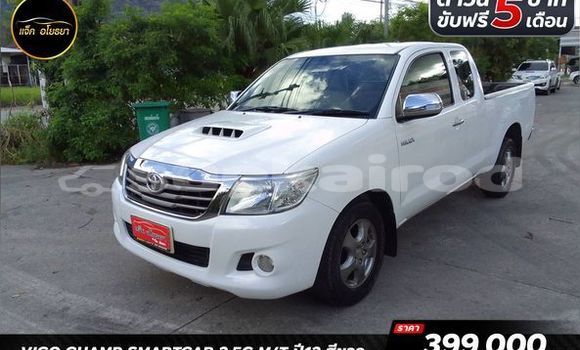 ซื้อ รถมือสอง Toyota Hiluxe VIGO ขาว รถยนต์ ใน %{เมือง} ใน กรุงเทพมหานคร