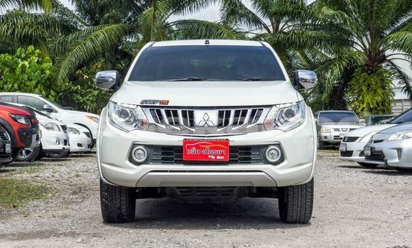 Buy Used Mitsubishi Triton White Car in Bangkok in Bangkok Buy Used Mitsubishi Triton White Car in Bangkok in Bangkok