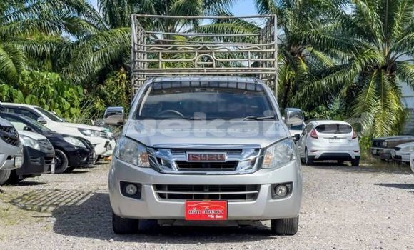 Buy Used Isuzu D-Max Silver Car in Bangkok in Bangkok Buy Used Isuzu D-Max Silver Car in Bangkok in Bangkok