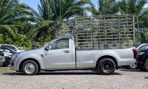 Buy Used Isuzu D-Max Silver Car in Bangkok in Bangkok Buy Used Isuzu D-Max Silver Car in Bangkok in Bangkok