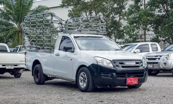 ซื้อ รถมือสอง Isuzu D-Max ขาว รถยนต์ ใน %{เมือง} ใน กรุงเทพมหานคร ซื้อ รถมือสอง Isuzu D-Max ขาว รถยนต์ ใน %{เมือง} ใน กรุงเทพมหานคร