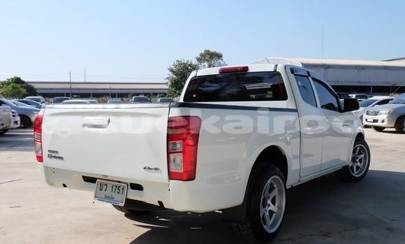 ซื้อ รถมือสอง Isuzu D-Max ขาว รถยนต์ ใน %{เมือง} ใน กรุงเทพมหานคร ซื้อ รถมือสอง Isuzu D-Max ขาว รถยนต์ ใน %{เมือง} ใน กรุงเทพมหานคร