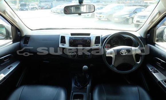 ซื้อ รถมือสอง Toyota Hiluxe VIGO เงิน รถยนต์ ใน %{เมือง} ใน กรุงเทพมหานคร ซื้อ รถมือสอง Toyota Hiluxe VIGO เงิน รถยนต์ ใน %{เมือง} ใน กรุงเทพมหานคร