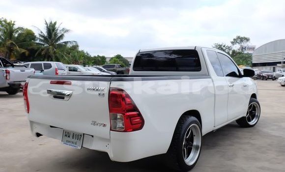 ซื้อ รถมือสอง Toyota Hiluxe Revo ขาว รถยนต์ ใน %{เมือง} ใน กรุงเทพมหานคร ซื้อ รถมือสอง Toyota Hiluxe Revo ขาว รถยนต์ ใน %{เมือง} ใน กรุงเทพมหานคร