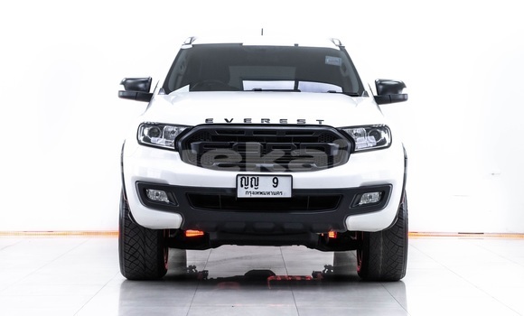 Buy Used Ford Everest White Car in Bangkok in Bangkok Buy Used Ford Everest White Car in Bangkok in Bangkok