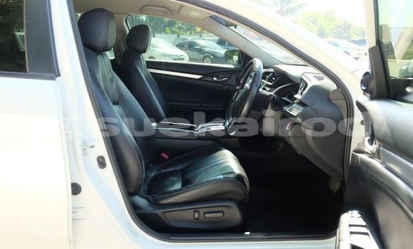 ซื้อ รถมือสอง Honda Civic ขาว รถยนต์ ใน %{เมือง} ใน กรุงเทพมหานคร ซื้อ รถมือสอง Honda Civic ขาว รถยนต์ ใน %{เมือง} ใน กรุงเทพมหานคร