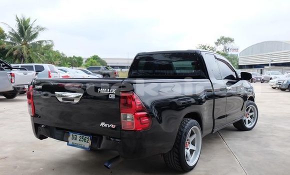 ซื้อ รถมือสอง Toyota Hiluxe Revo สีดำ รถยนต์ ใน %{เมือง} ใน กรุงเทพมหานคร ซื้อ รถมือสอง Toyota Hiluxe Revo สีดำ รถยนต์ ใน %{เมือง} ใน กรุงเทพมหานคร