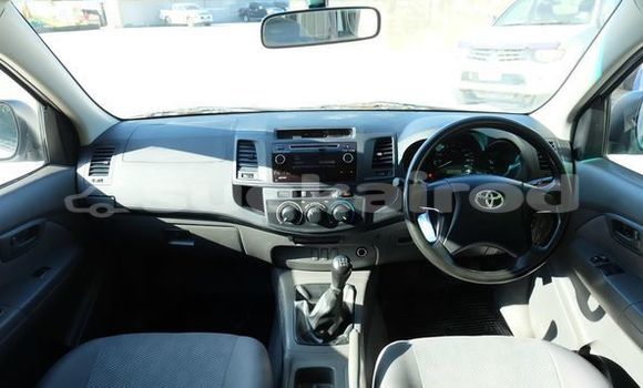 ซื้อ รถมือสอง Toyota Hiluxe VIGO ขาว รถยนต์ ใน %{เมือง} ใน กรุงเทพมหานคร ซื้อ รถมือสอง Toyota Hiluxe VIGO ขาว รถยนต์ ใน %{เมือง} ใน กรุงเทพมหานคร