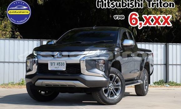 ซื้อ รถมือสอง Mitsubishi Triton สีดำ รถยนต์ ใน %{เมือง} ใน กรุงเทพมหานคร