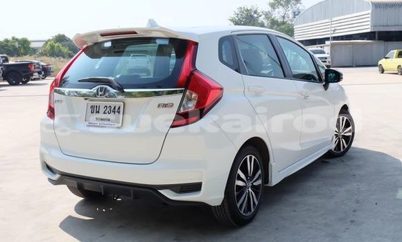 ซื้อ รถมือสอง Honda Jazz ขาว รถยนต์ ใน %{เมือง} ใน กรุงเทพมหานคร ซื้อ รถมือสอง Honda Jazz ขาว รถยนต์ ใน %{เมือง} ใน กรุงเทพมหานคร