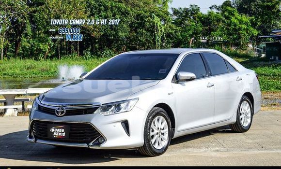 Buy Used Toyota Camry White Car in Bangkok in Bangkok