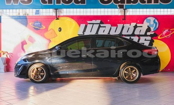 ซื้อ รถมือสอง Toyota Yaris Ativ สีดำ รถยนต์ ใน %{เมือง} ใน กรุงเทพมหานคร ซื้อ รถมือสอง Toyota Yaris Ativ สีดำ รถยนต์ ใน %{เมือง} ใน กรุงเทพมหานคร