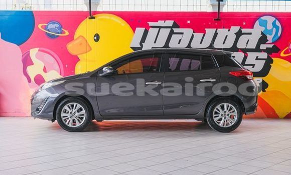 ซื้อ รถมือสอง Toyota Yaris Ativ สีดำ รถยนต์ ใน %{เมือง} ใน กรุงเทพมหานคร ซื้อ รถมือสอง Toyota Yaris Ativ สีดำ รถยนต์ ใน %{เมือง} ใน กรุงเทพมหานคร
