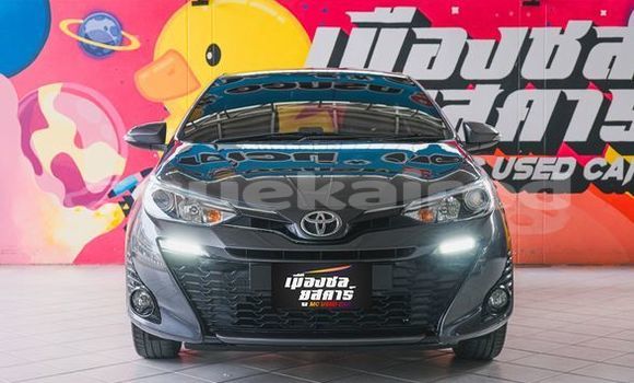 ซื้อ รถมือสอง Toyota Yaris Ativ สีดำ รถยนต์ ใน %{เมือง} ใน กรุงเทพมหานคร ซื้อ รถมือสอง Toyota Yaris Ativ สีดำ รถยนต์ ใน %{เมือง} ใน กรุงเทพมหานคร