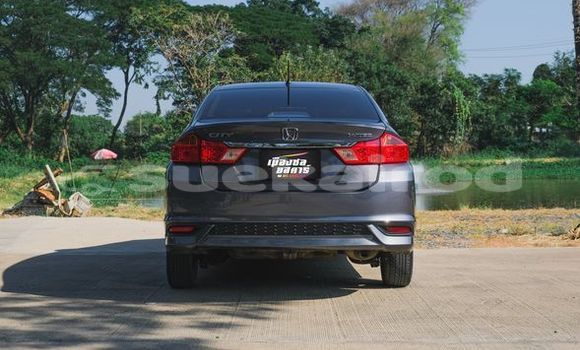 ซื้อ รถมือสอง Honda City สีดำ รถยนต์ ใน %{เมือง} ใน กรุงเทพมหานคร ซื้อ รถมือสอง Honda City สีดำ รถยนต์ ใน %{เมือง} ใน กรุงเทพมหานคร