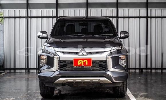 ซื้อ รถมือสอง Mitsubishi Triton สีดำ รถยนต์ ใน %{เมือง} ใน กรุงเทพมหานคร ซื้อ รถมือสอง Mitsubishi Triton สีดำ รถยนต์ ใน %{เมือง} ใน กรุงเทพมหานคร