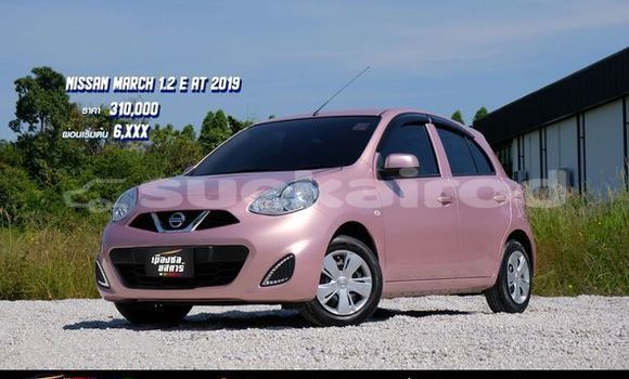 ซื้อ รถมือสอง Nissan March อื่น ๆ รถยนต์ ใน %{เมือง} ใน กรุงเทพมหานคร