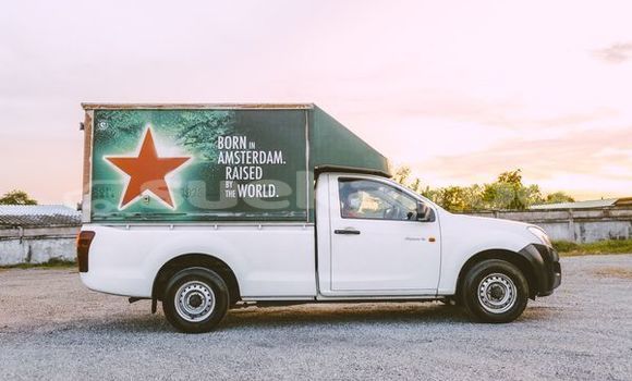 Buy Used Isuzu D-Max White Car in Bangkok in Bangkok Buy Used Isuzu D-Max White Car in Bangkok in Bangkok