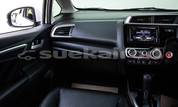 Buy Used Honda Jazz White Car in Bangkok in Bangkok Buy Used Honda Jazz White Car in Bangkok in Bangkok