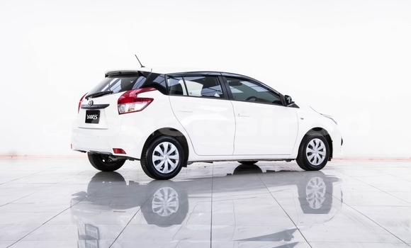ซื้อ รถมือสอง Toyota Yaris ขาว รถยนต์ ใน %{เมือง} ใน กรุงเทพมหานคร ซื้อ รถมือสอง Toyota Yaris ขาว รถยนต์ ใน %{เมือง} ใน กรุงเทพมหานคร
