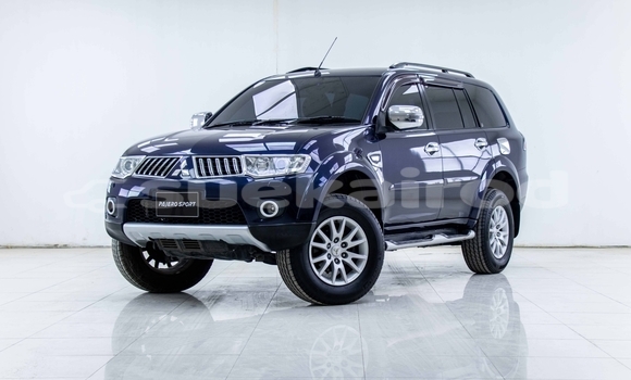 ซื้อ รถมือสอง Mitsubishi Pajero สีน้ำเงิน รถยนต์ ใน %{เมือง} ใน กรุงเทพมหานคร
