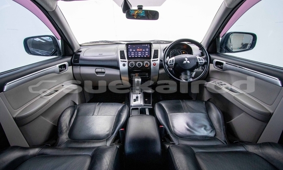 ซื้อ รถมือสอง Mitsubishi Pajero สีน้ำเงิน รถยนต์ ใน %{เมือง} ใน กรุงเทพมหานคร ซื้อ รถมือสอง Mitsubishi Pajero สีน้ำเงิน รถยนต์ ใน %{เมือง} ใน กรุงเทพมหานคร