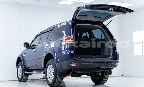 ซื้อ รถมือสอง Mitsubishi Pajero สีน้ำเงิน รถยนต์ ใน %{เมือง} ใน กรุงเทพมหานคร ซื้อ รถมือสอง Mitsubishi Pajero สีน้ำเงิน รถยนต์ ใน %{เมือง} ใน กรุงเทพมหานคร