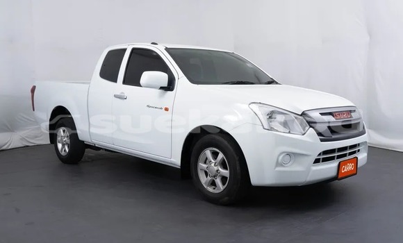 Buy Used Isuzu D-Max White Car in Bangkok in Bangkok