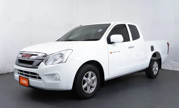 Buy Used Isuzu D-Max White Car in Bangkok in Bangkok Buy Used Isuzu D-Max White Car in Bangkok in Bangkok