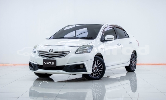 Buy Used Toyota Vios White Car in Bangkok in Bangkok