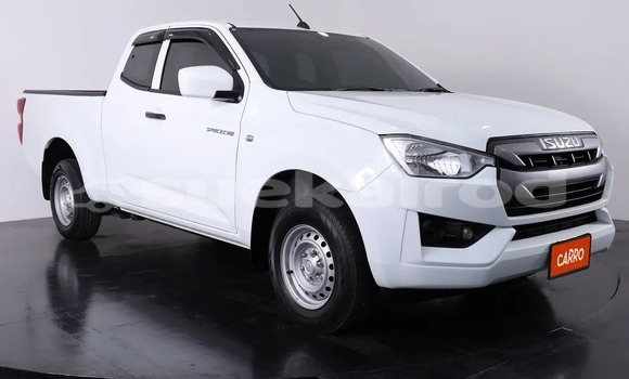 Buy Used Isuzu D-Max White Car in Bangkok in Bangkok