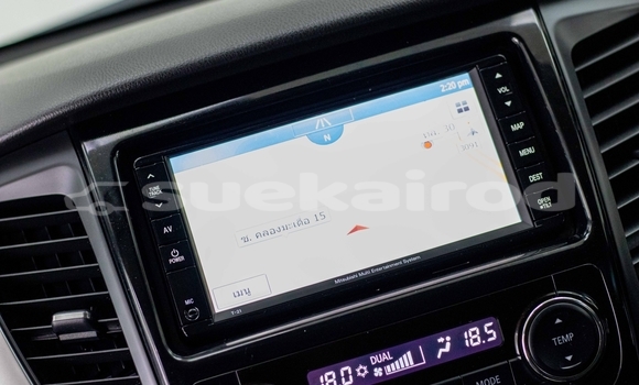 ซื้อ รถมือสอง Mitsubishi Pajero สีน้ำตาล รถยนต์ ใน %{เมือง} ใน กรุงเทพมหานคร ซื้อ รถมือสอง Mitsubishi Pajero สีน้ำตาล รถยนต์ ใน %{เมือง} ใน กรุงเทพมหานคร