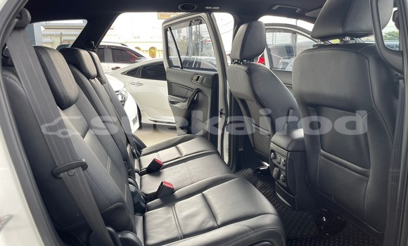 Buy Used Ford Everest White Car in Bangkok in Bangkok Buy Used Ford Everest White Car in Bangkok in Bangkok