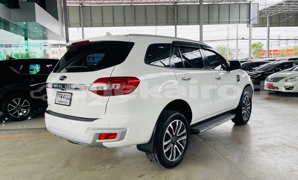 Buy Used Ford Everest White Car in Bangkok in Bangkok Buy Used Ford Everest White Car in Bangkok in Bangkok