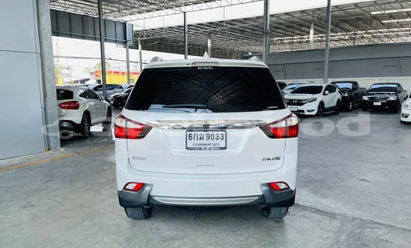 ซื้อ รถมือสอง Isuzu MU-X ขาว รถยนต์ ใน %{เมือง} ใน กรุงเทพมหานคร ซื้อ รถมือสอง Isuzu MU-X ขาว รถยนต์ ใน %{เมือง} ใน กรุงเทพมหานคร