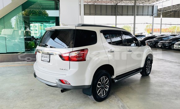 ซื้อ รถมือสอง Isuzu MU-X ขาว รถยนต์ ใน %{เมือง} ใน กรุงเทพมหานคร ซื้อ รถมือสอง Isuzu MU-X ขาว รถยนต์ ใน %{เมือง} ใน กรุงเทพมหานคร